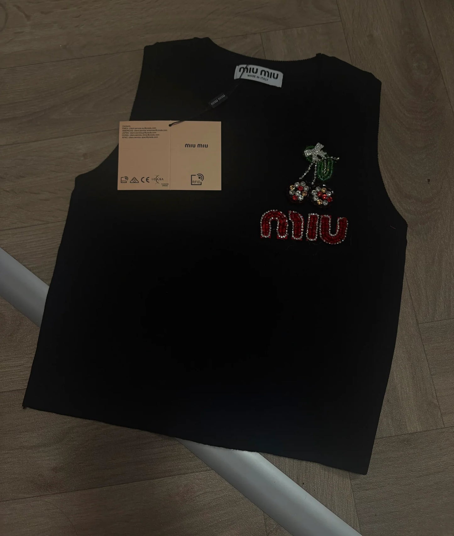 "MIMI" Cherry Top
